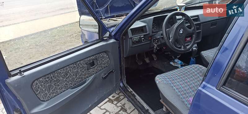 Седан ЗАЗ 1103 Славута 2003 в Черновцах фото 13 Седан ЗАЗ 1103 Славута 2003 в Черновцах