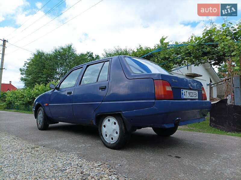 Ліфтбек ЗАЗ 1103 Славута 2004 в Івано-Франківську