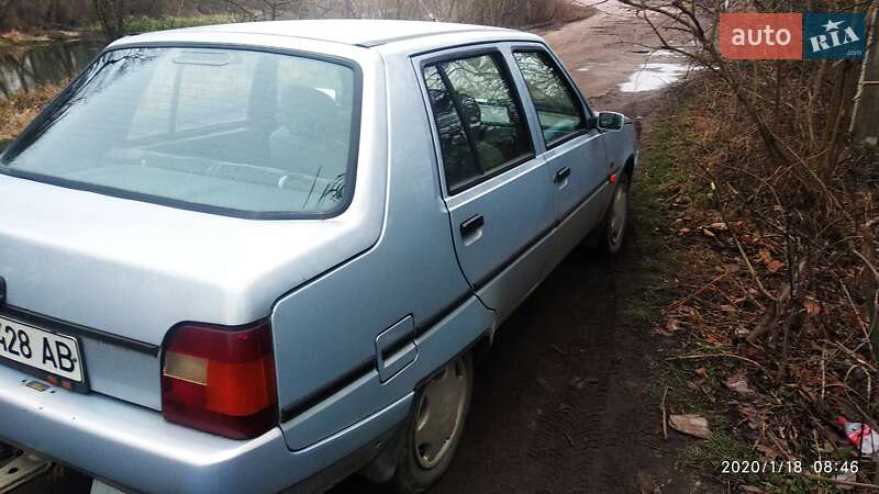 Лифтбек ЗАЗ 1103 Славута 2004 в Сосновке