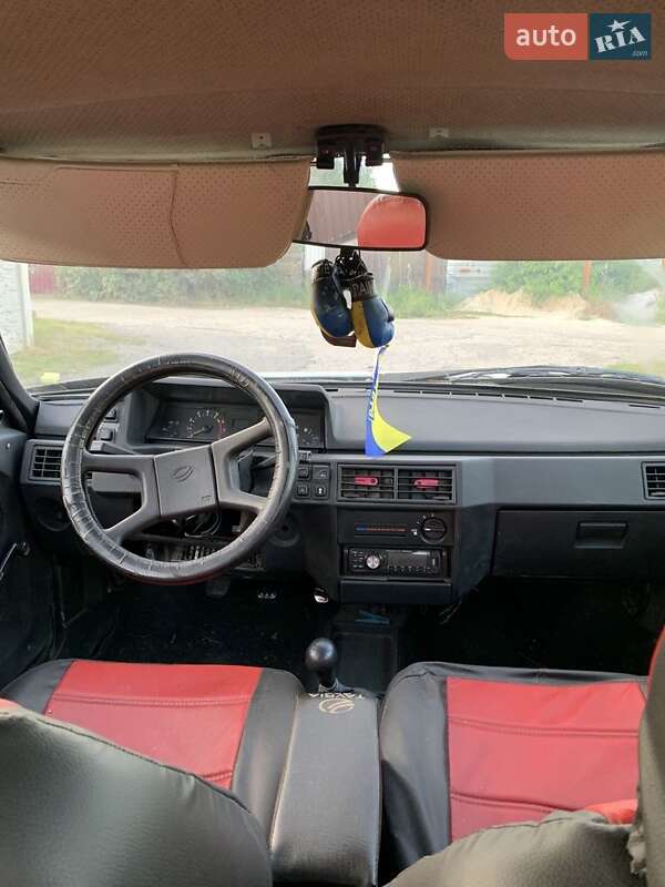 Лифтбек ЗАЗ 1103 Славута 2006 в Днепре фото 5 Лифтбек ЗАЗ 1103 Славута 2006 в Днепре