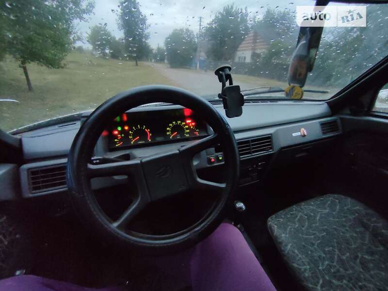 Лифтбек ЗАЗ 1103 Славута 2005 в Липовой Долине