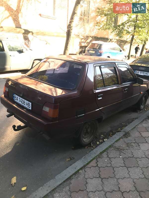 Лифтбек ЗАЗ 1103 Славута 2005 в Кропивницком фото 31 Лифтбек ЗАЗ 1103 Славута 2005 в Кропивницком