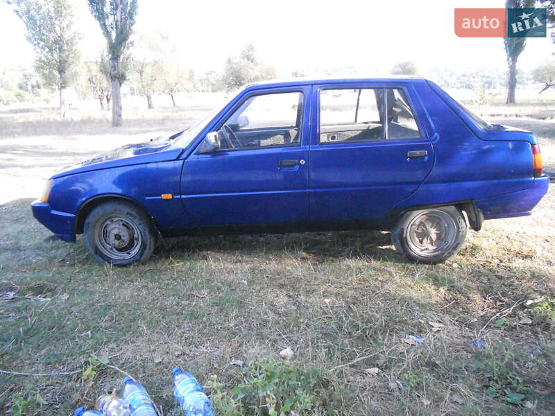 Лифтбек ЗАЗ 1103 Славута 2005 в Подольске