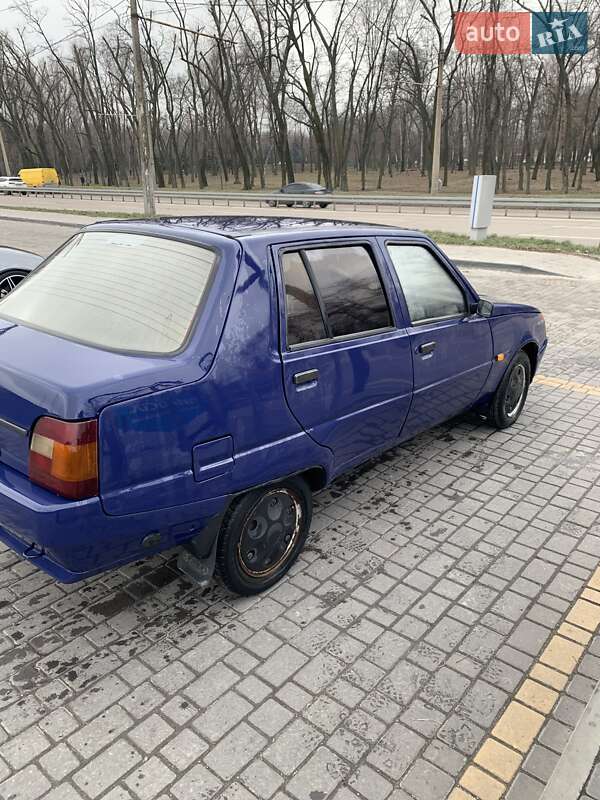 Ліфтбек ЗАЗ 1103 Славута 2005 в Дніпрі