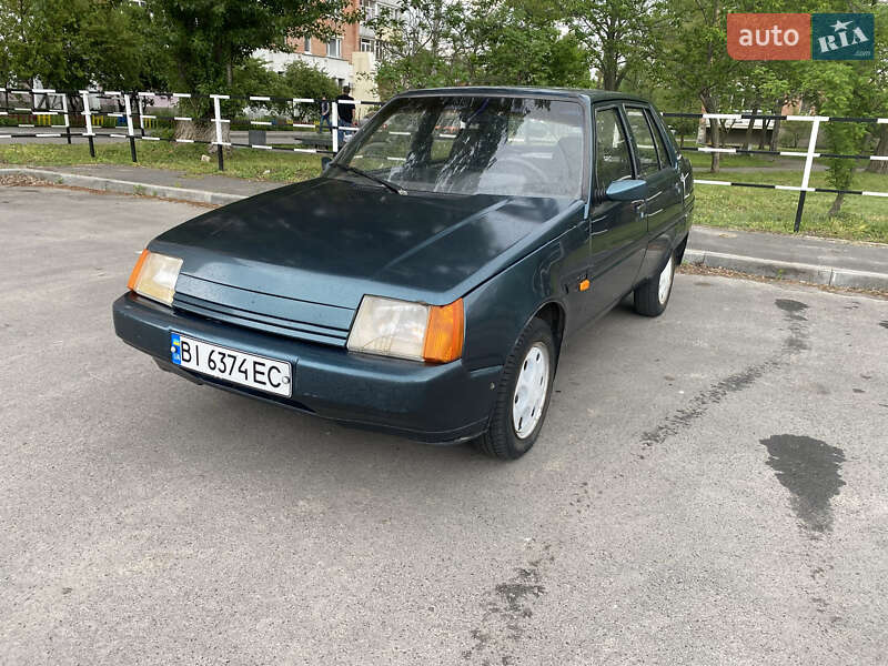 Ліфтбек ЗАЗ 1103 Славута 2004 в Києві