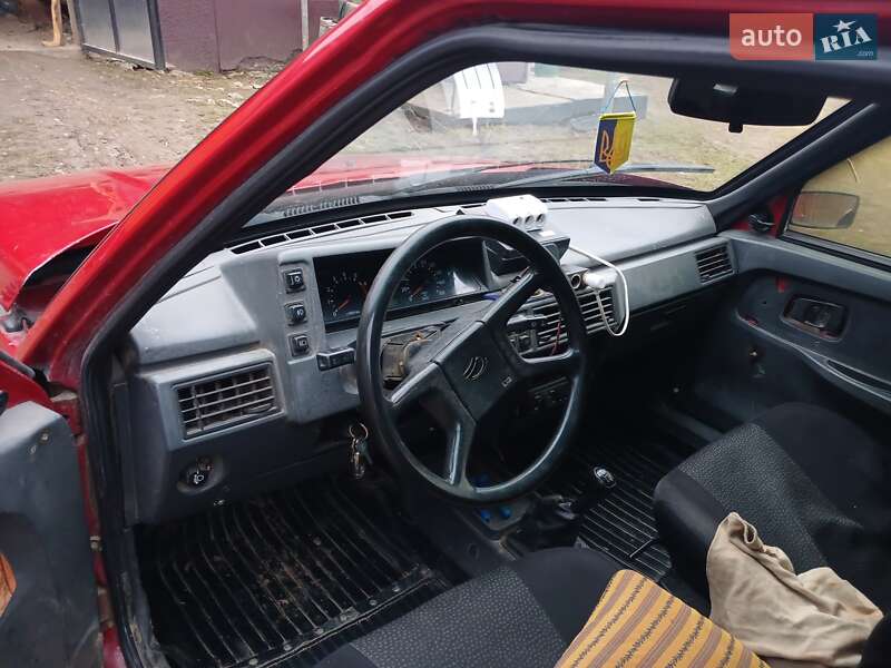 Лифтбек ЗАЗ 1103 Славута 2006 в Чемеровцах