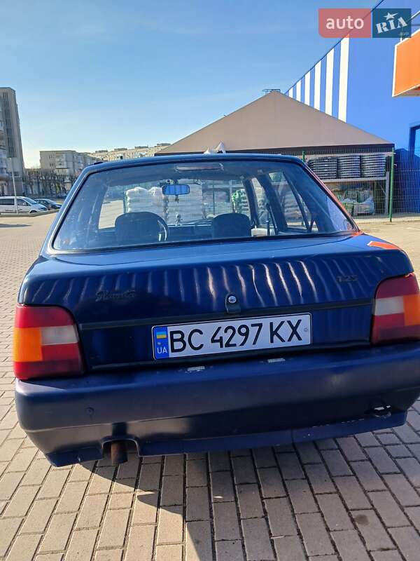 Лифтбек ЗАЗ 1103 Славута 2005 в Шептицькому