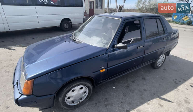 Лифтбек ЗАЗ 1103 Славута 2004 в Хмельницком