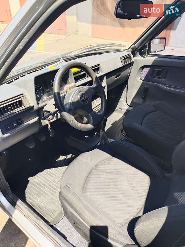 Лифтбек ЗАЗ 1103 Славута 2004 в Николаеве