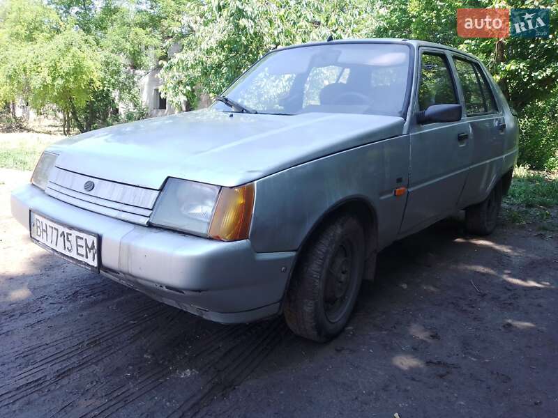 Лифтбек ЗАЗ 1103 Славута 1999 в Теплодаре