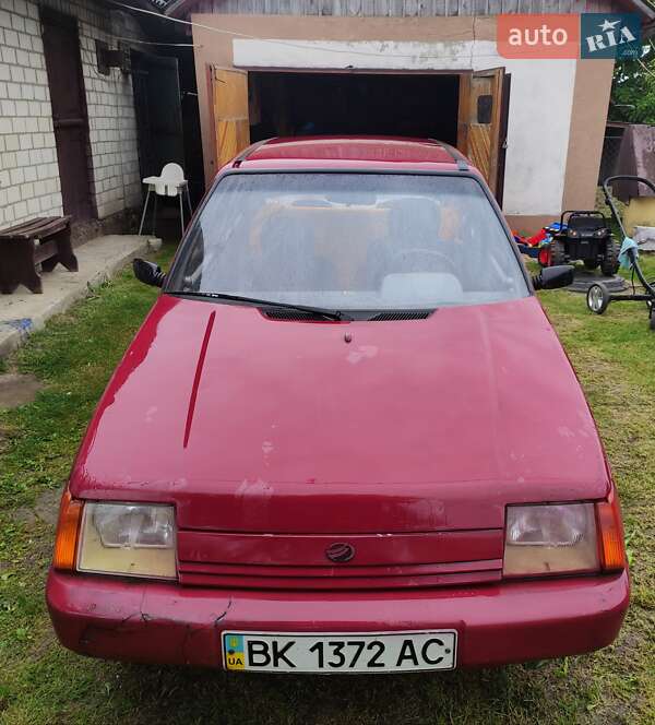 Лифтбек ЗАЗ 1103 Славута 2002 в 