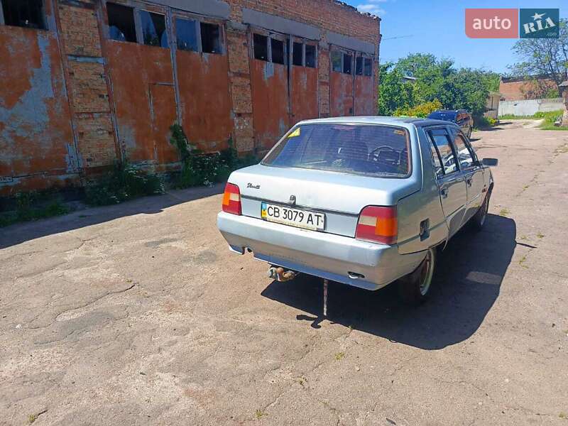 Лифтбек ЗАЗ 1103 Славута 2004 в Чернигове
