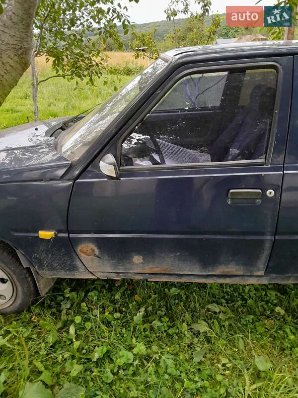 Лифтбек ЗАЗ 1103 Славута 2005 в Долине