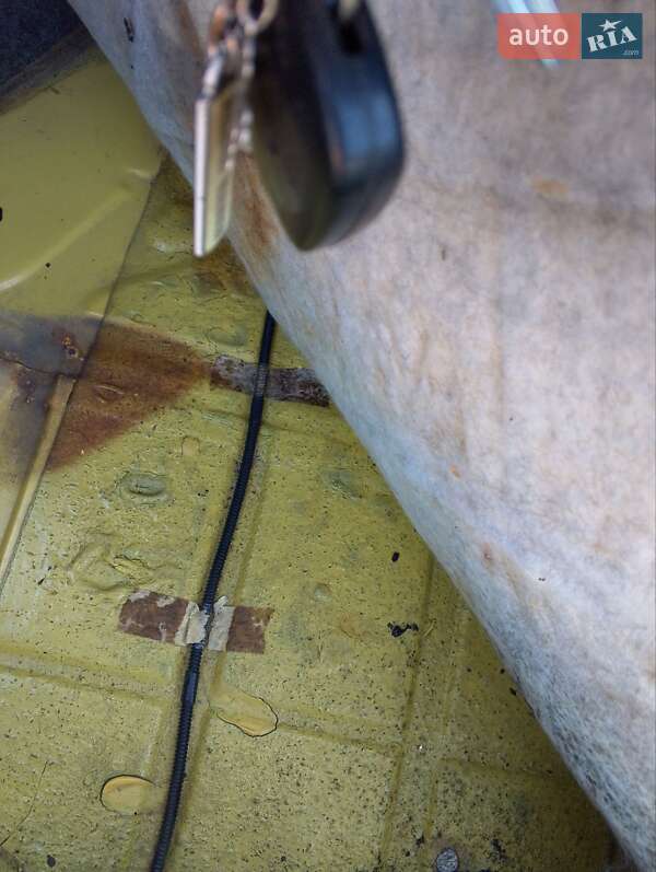 Ліфтбек ЗАЗ 1103 Славута 2002 в Кагарлику