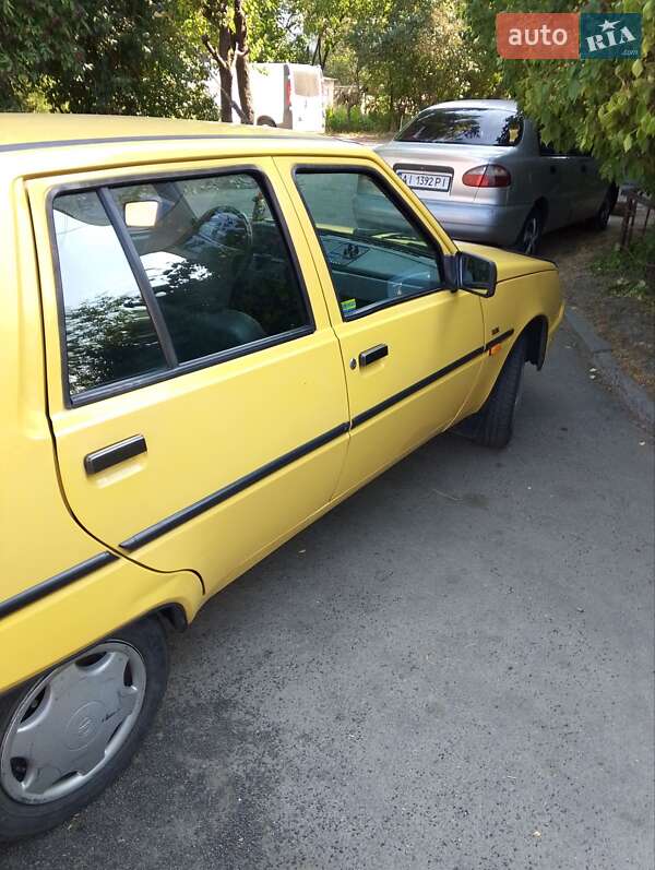 Ліфтбек ЗАЗ 1103 Славута 2002 в Кагарлику