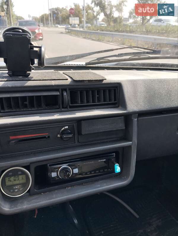 Лифтбек ЗАЗ 1103 Славута 2003 в Киеве