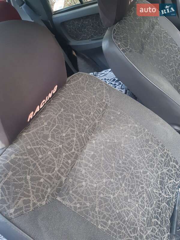 Лифтбек ЗАЗ 1103 Славута 2003 в Николаеве фото 2 Лифтбек ЗАЗ 1103 Славута 2003 в Николаеве