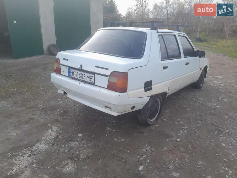 Ліфтбек ЗАЗ 1103 Славута 2002 в Городку