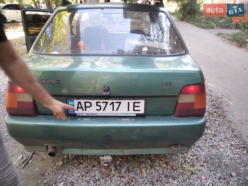 Лифтбек ЗАЗ 1103 Славута 2006 в 