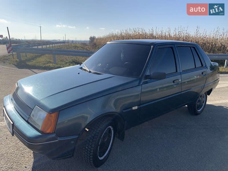 Ліфтбек ЗАЗ 1103 Славута 2005 в Городку