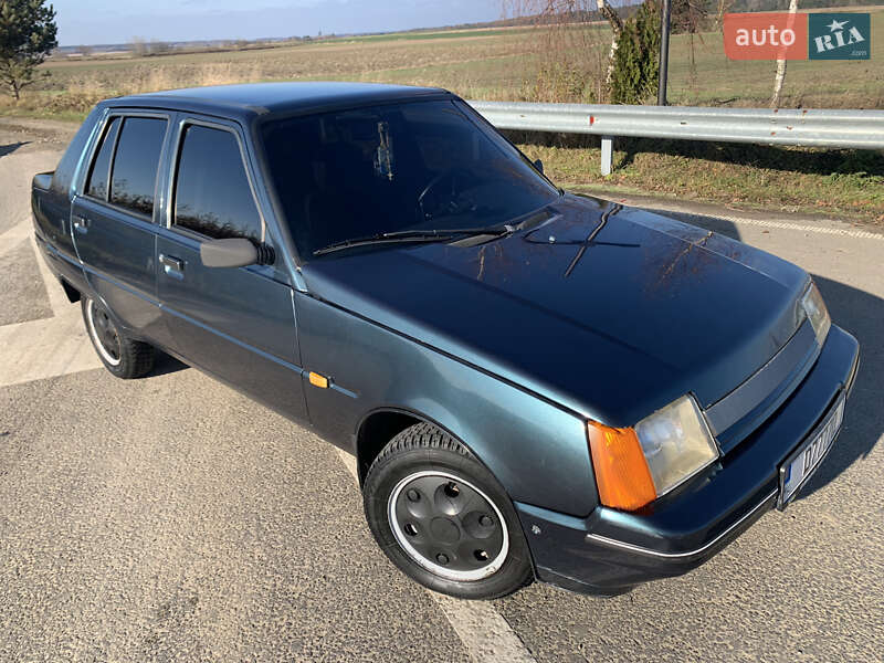 Ліфтбек ЗАЗ 1103 Славута 2005 в Городку