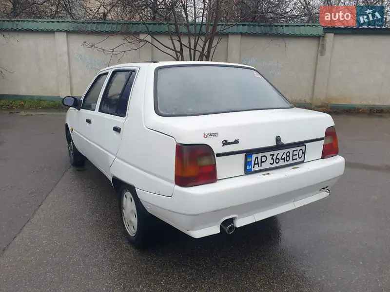 Ліфтбек ЗАЗ 1103 Славута 2003 в 