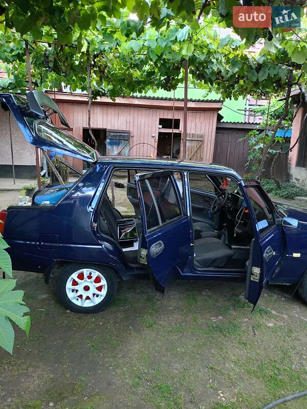 Лифтбек ЗАЗ 1103 Славута 2007 в Мукачево фото 3 Лифтбек ЗАЗ 1103 Славута 2007 в Мукачево