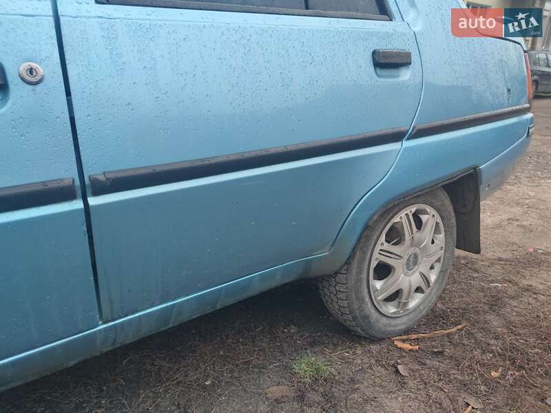 Лифтбек ЗАЗ 1103 Славута 2004 в Яготине