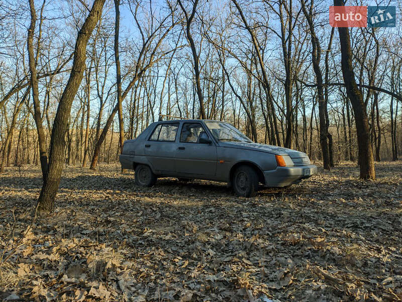 Ліфтбек ЗАЗ 1103 Славута 2006 в Запоріжжі