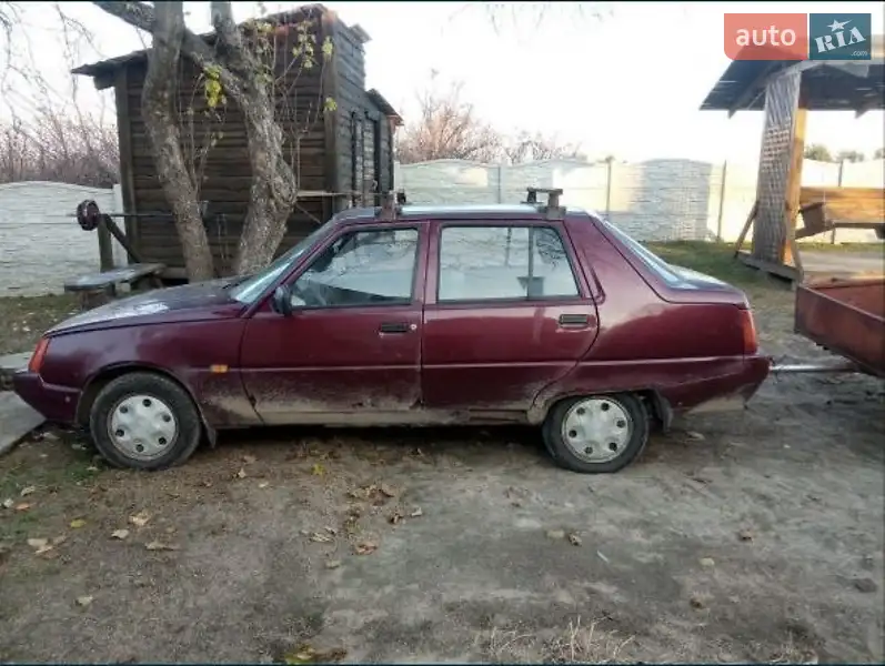 Лифтбек ЗАЗ 1103 Славута 2008 в 