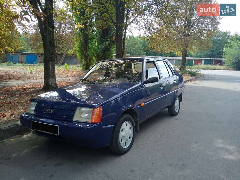 ЗАЗ 1103 Славута 2004