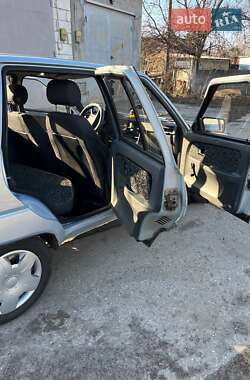 Лифтбек ЗАЗ 1103 Славута 2004 в 