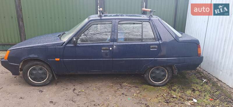 Лифтбек ЗАЗ 1103 Славута 2006 в Владимире