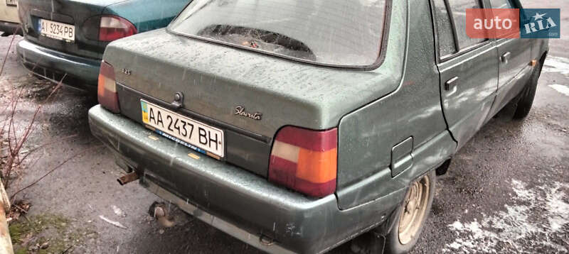 Лифтбек ЗАЗ 1103 Славута 2006 в Софиевской Борщаговке