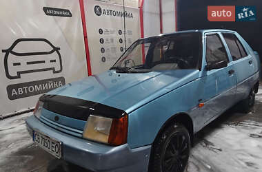Лифтбек ЗАЗ 1103 Славута 2003 в 