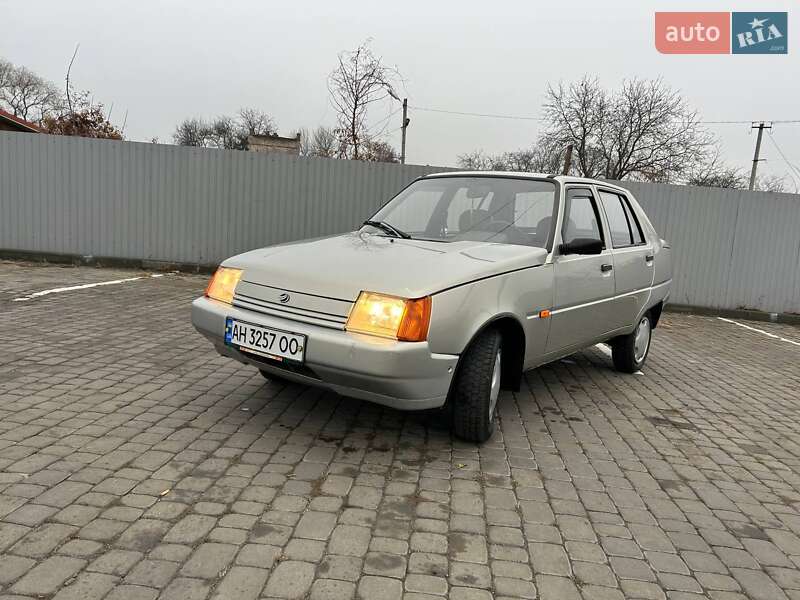 Лифтбек ЗАЗ 1103 Славута 2006 в Козельщине