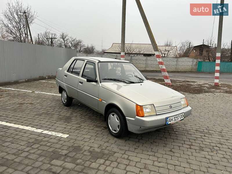 Лифтбек ЗАЗ 1103 Славута 2006 в Козельщине