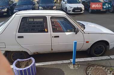 Лифтбек ЗАЗ 1103 Славута 2007 в 