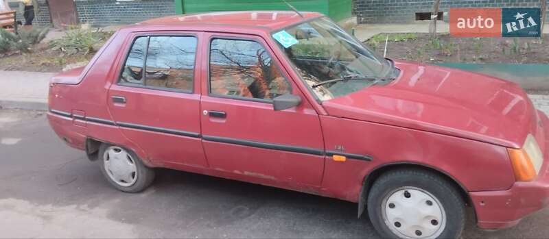 Лифтбек ЗАЗ 1103 Славута 2003 в Хмельницком