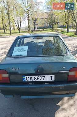 Лифтбек ЗАЗ 1103 Славута 2005 в 