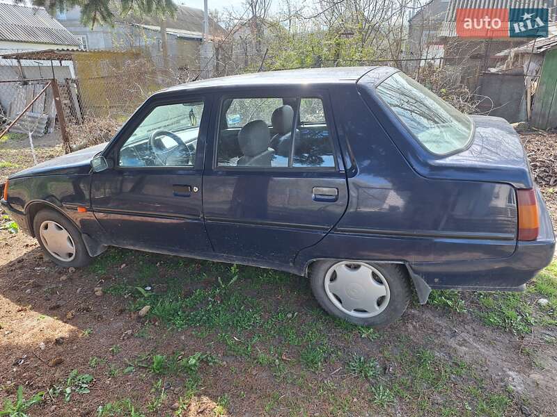 Ліфтбек ЗАЗ 1103 Славута 2005 в Яготині