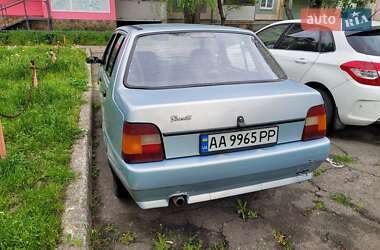 Лифтбек ЗАЗ 1103 Славута 2004 в 