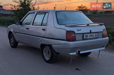Ліфтбек ЗАЗ 1103 Славута 2003 в 