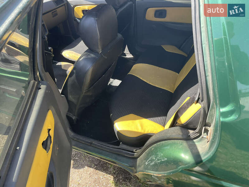 Лифтбек ЗАЗ 1103 Славута 2003 в Киеве