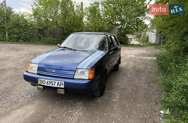 Лифтбек ЗАЗ 1103 Славута 2009 в 