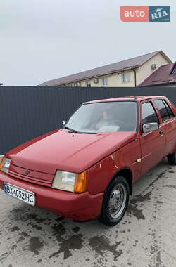 Ліфтбек ЗАЗ 1103 Славута 2004 в Острозі