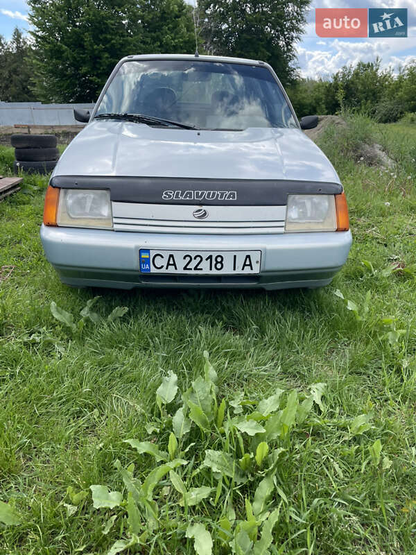Лифтбек ЗАЗ 1103 Славута 2005 в Корсуне-Шевченковском