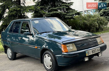 Лифтбек ЗАЗ 1103 Славута 2004 в Днепре