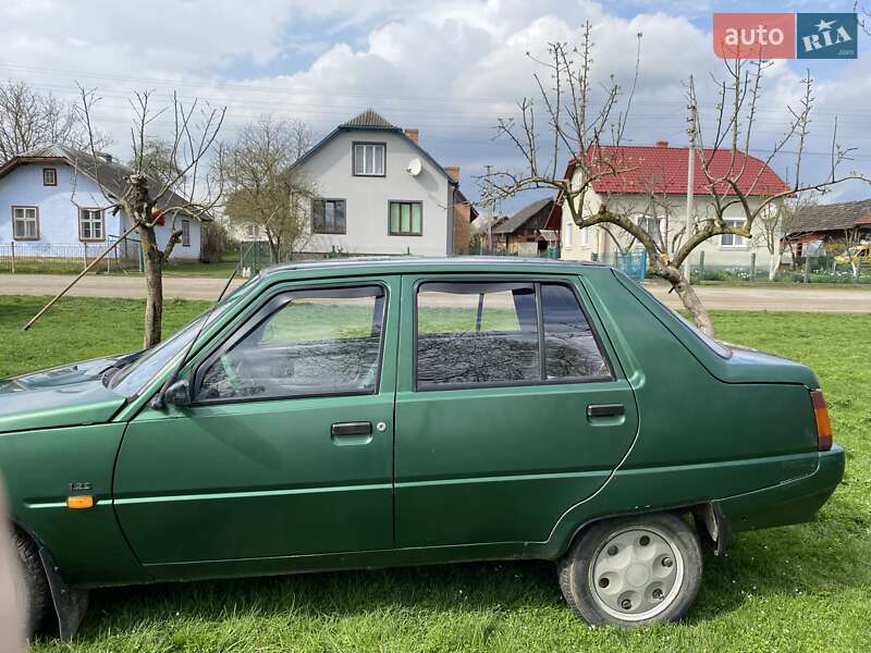 Лифтбек ЗАЗ 1103 Славута 2003 в Жидачове