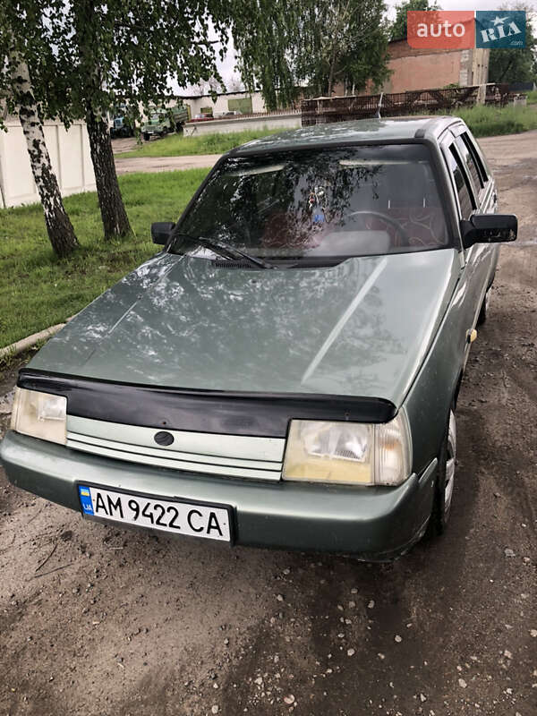Лифтбек ЗАЗ 1103 Славута 2008 в 